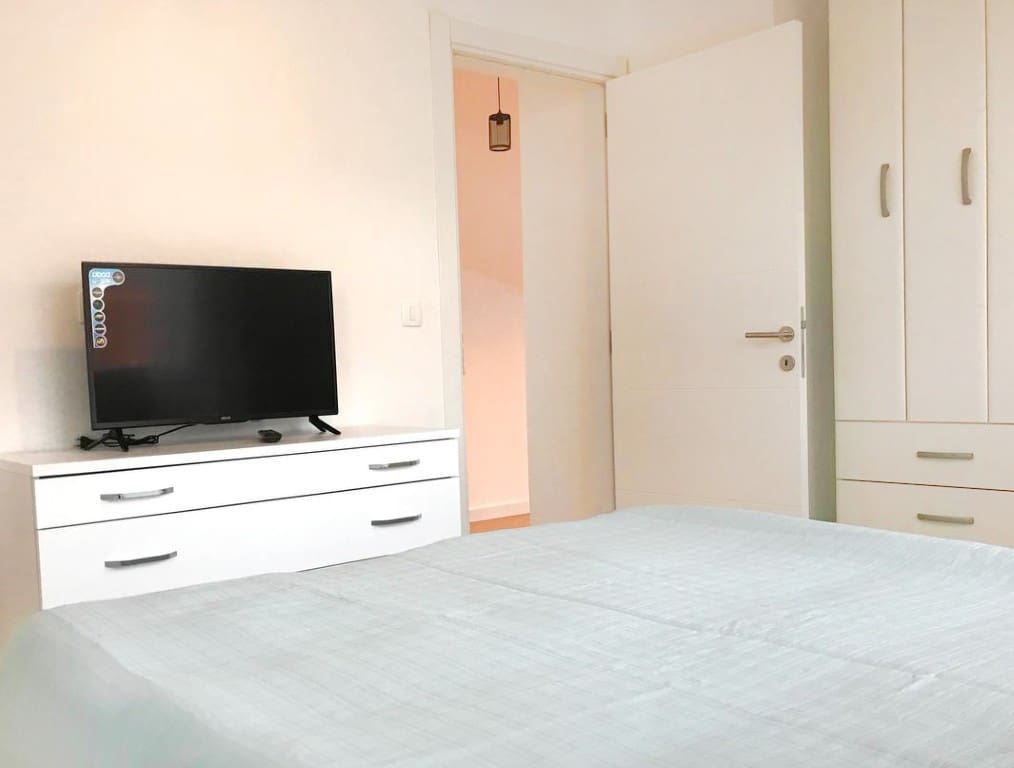 Modern 2-Bedroom Residence in TwinHouse — Bar City Center,  – MREOG-2