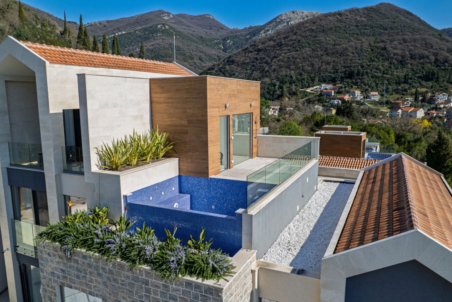 Lastva Park Townhouses Tivat: Premium 240-350m² Homes with Private Pools, Montenegro – MREMB-18