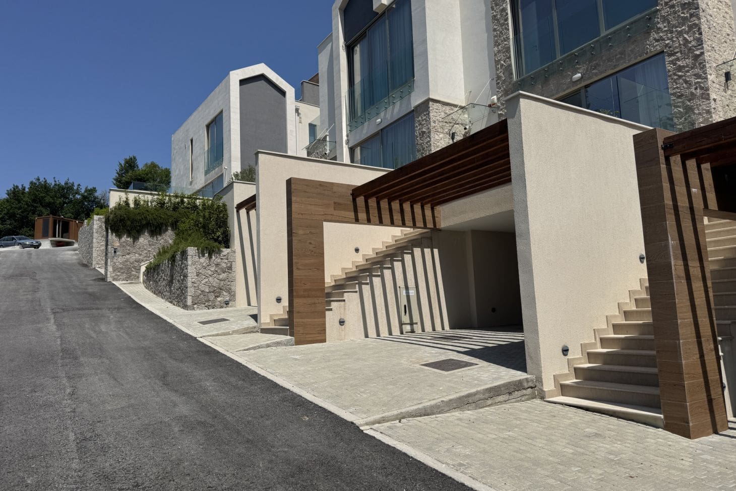 Lastva Park Townhouses Tivat: Premium 240-350m² Homes with Private Pools, Montenegro – MREMB-18