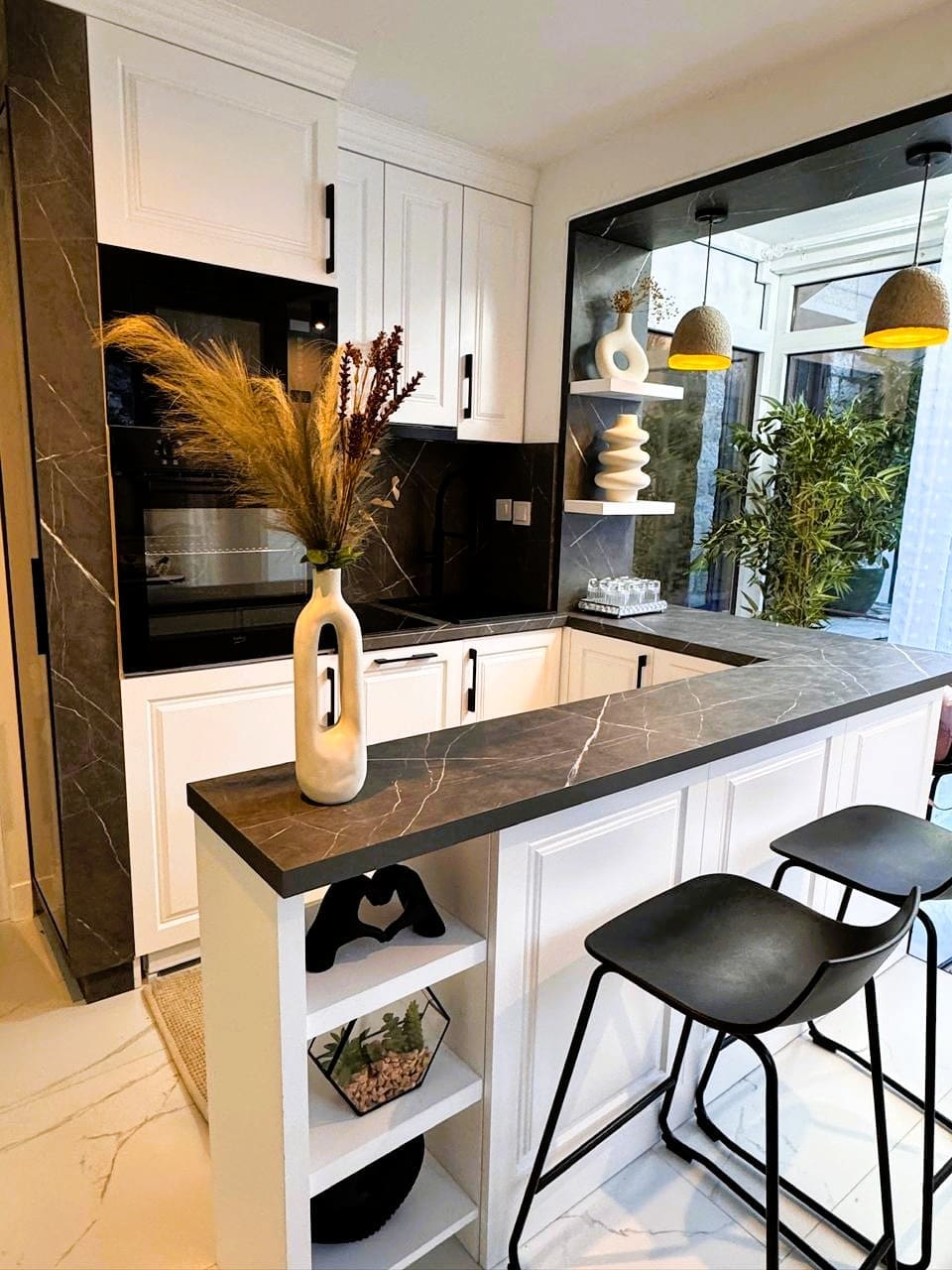 Prčanj First Line Apartment 110m² | Kotor Bay, Montenegro – MRENT-1