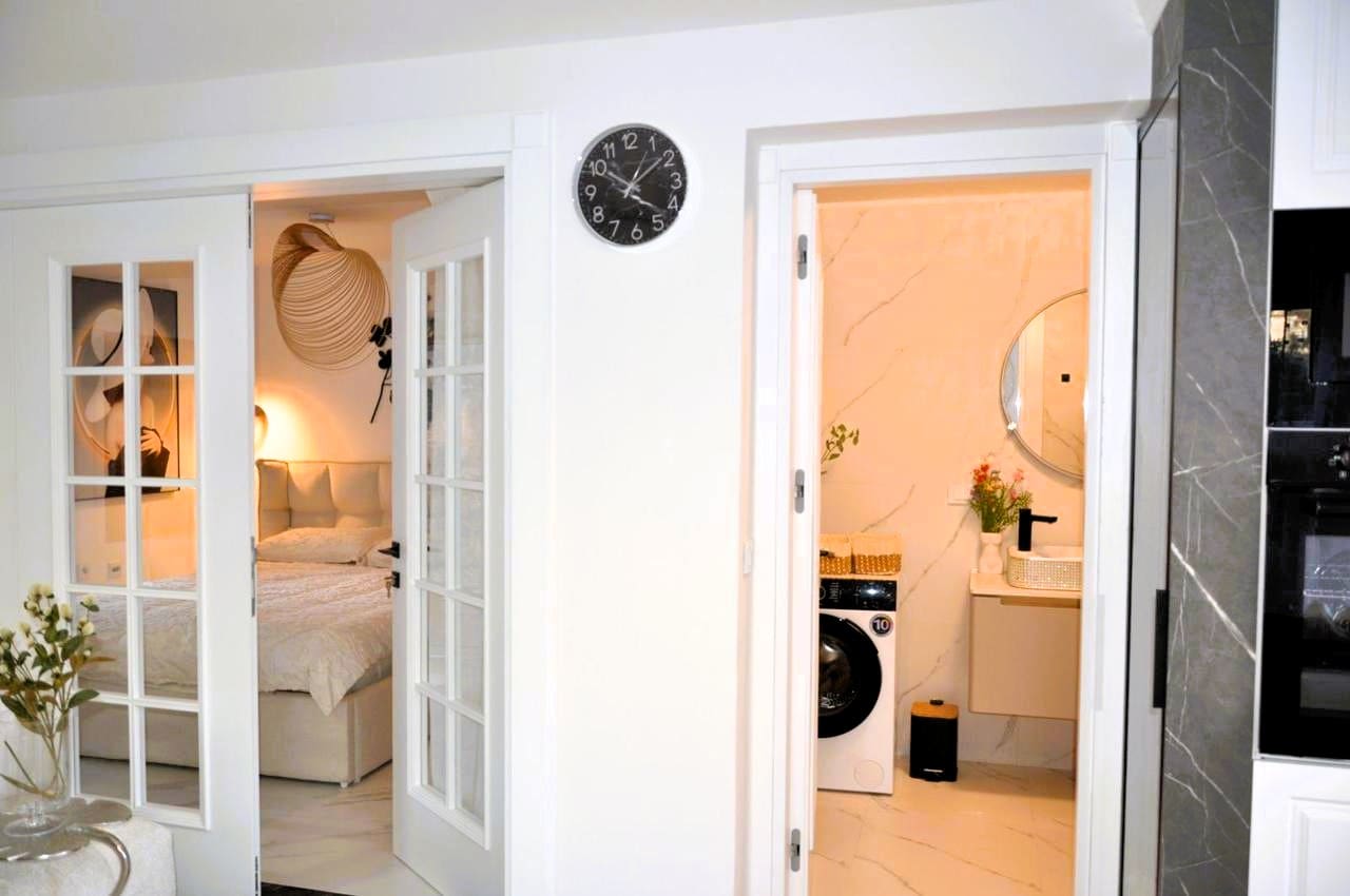 Prčanj First Line Apartment 110m² | Kotor Bay, Montenegro – MRENT-1