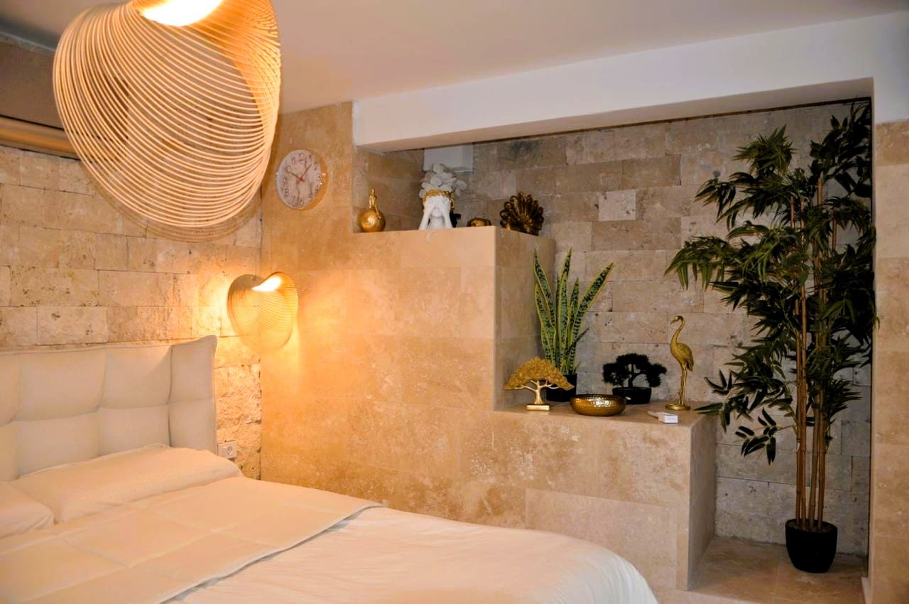 Prčanj First Line Apartment 110m² | Kotor Bay, Montenegro – MRENT-1