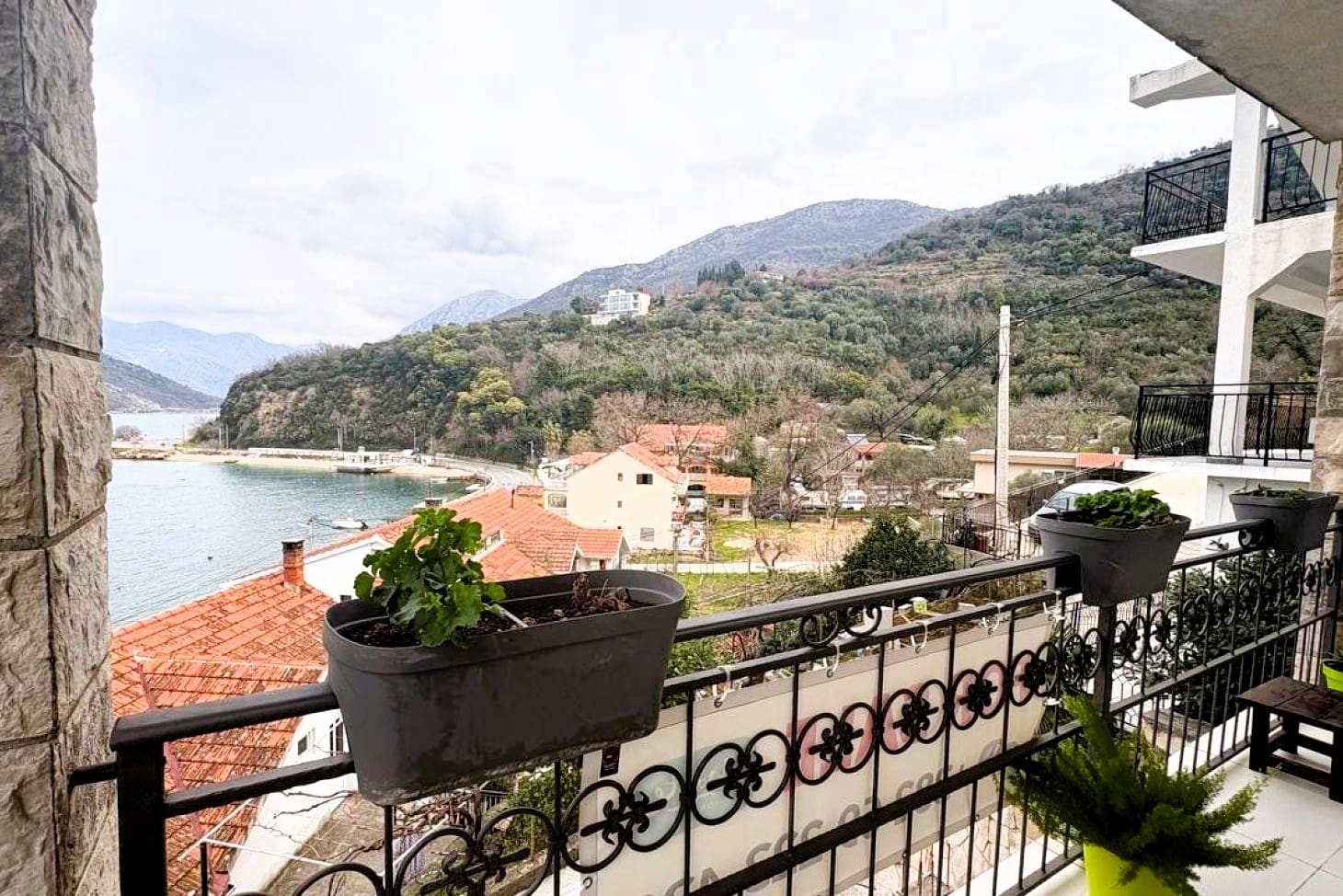 Lepetane Apartment with Sauna 180m² | Tivat Bay | 50m Beach, Montenegro – MREMB-19