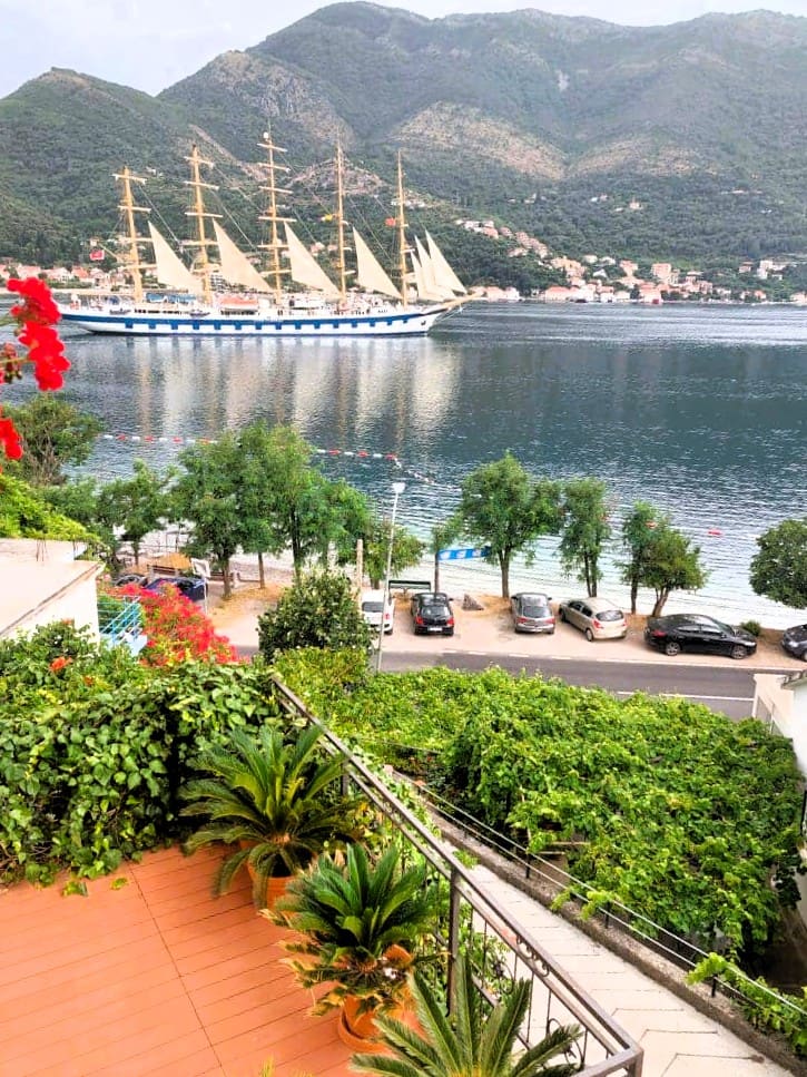 Lepetane Apartment with Sauna 180m² | Tivat Bay | 50m Beach, Montenegro – MREMB-19