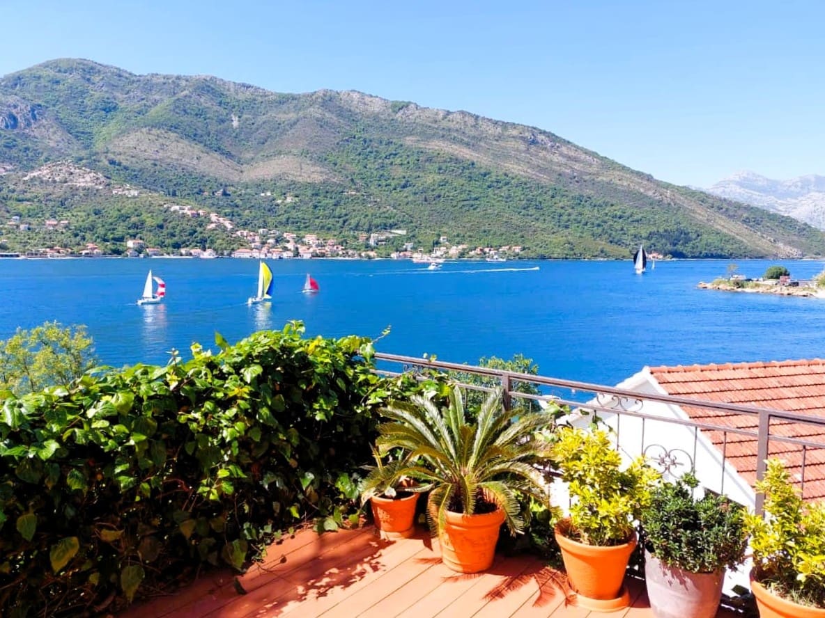 Lepetane Apartment with Sauna 180m² | Tivat Bay | 50m Beach, Montenegro – MREMB-19