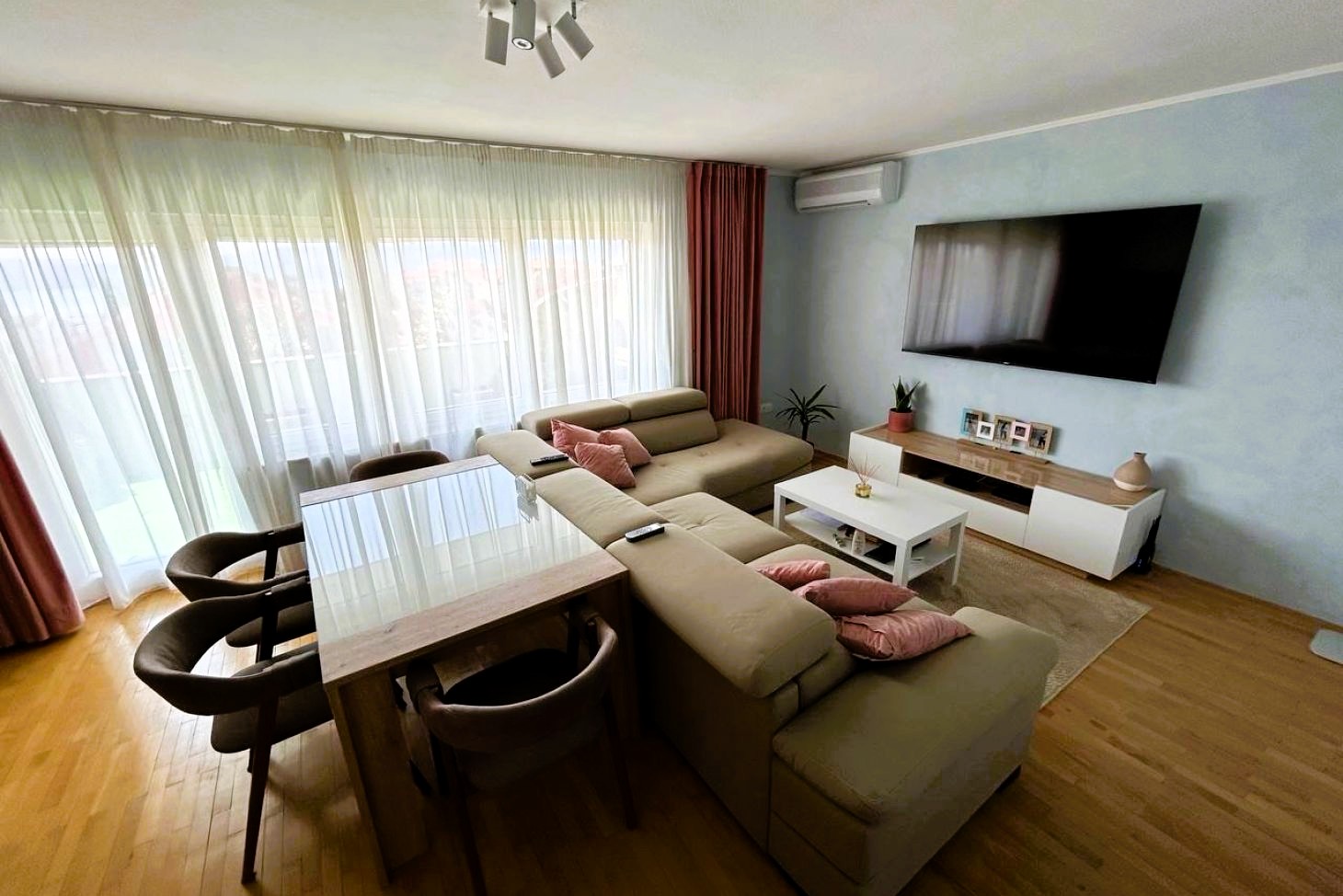 2-Bedroom Apartment Tivat 83m² | Porto Montenegro – 10min, Montenegro – MREMB-20