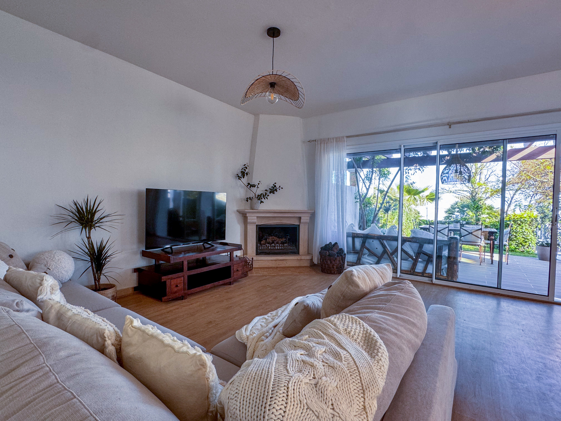 3 bedroom Semi Detached House in Alcaidesa, Cadiz, Spain – 428-05322P