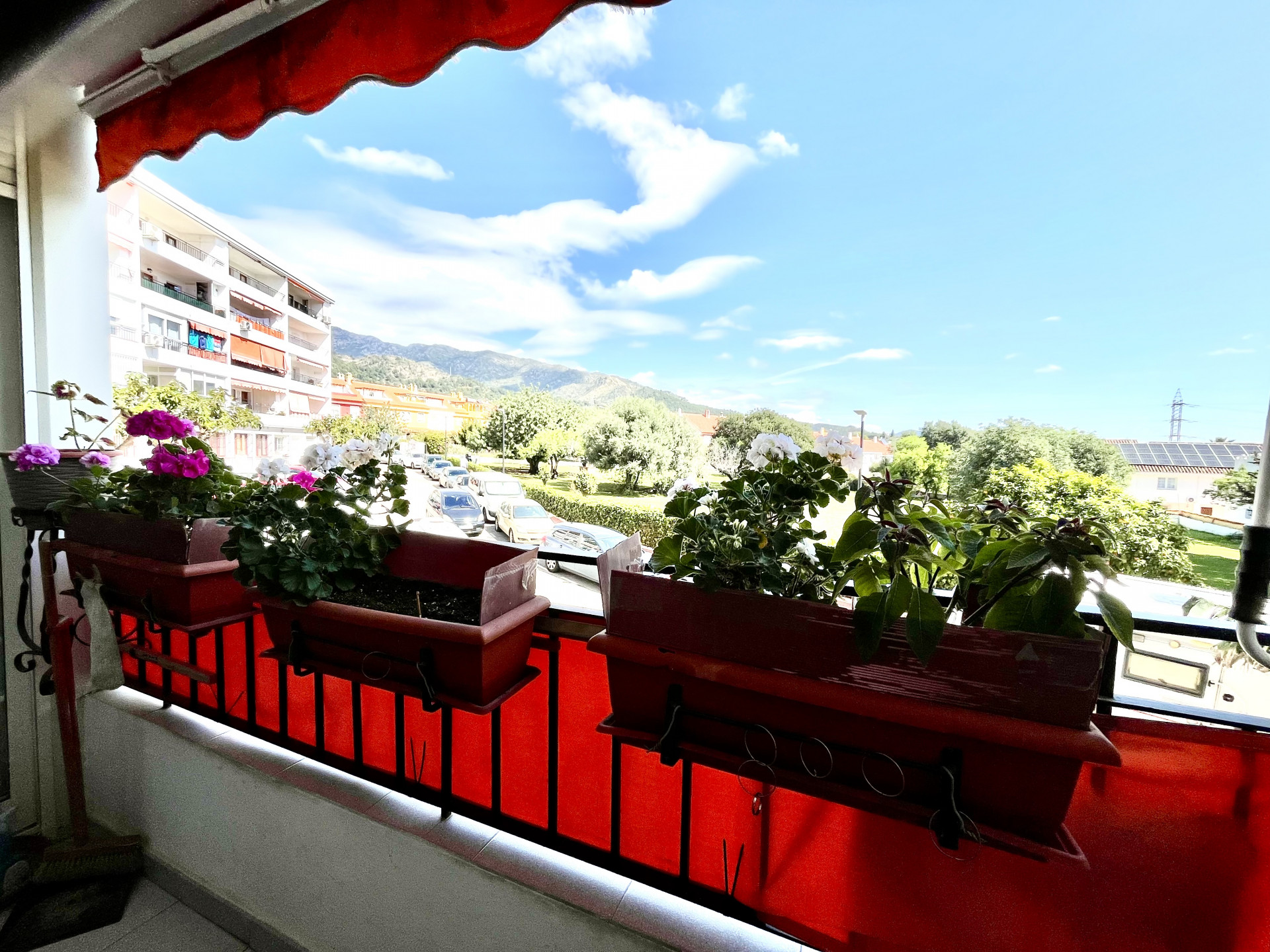 2 bedroom Apartment in Marbella, Malaga, Spain – 428-05327P