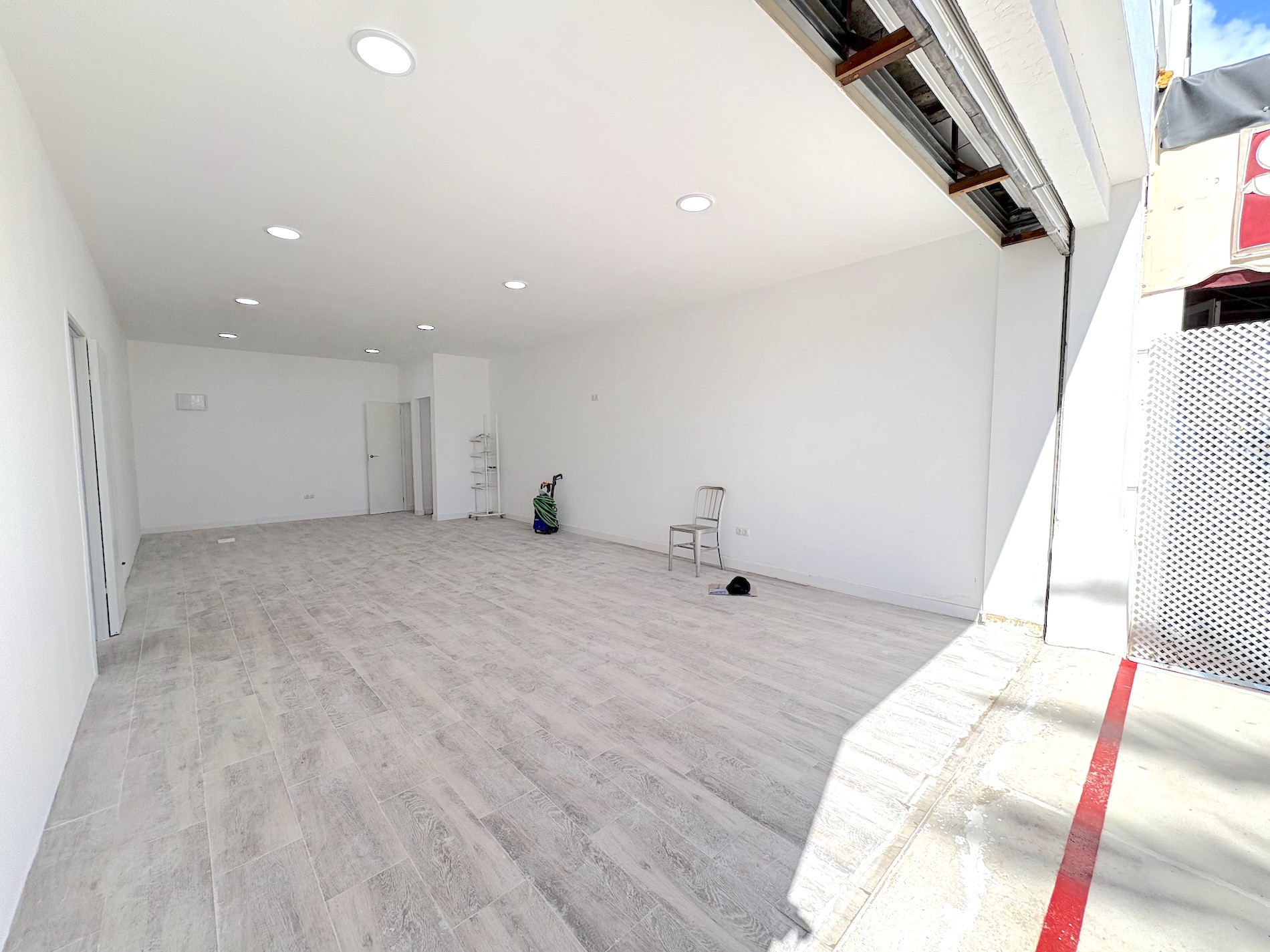 Commercial Premises in Benalmadena, Malaga, Spain – 428-05328P