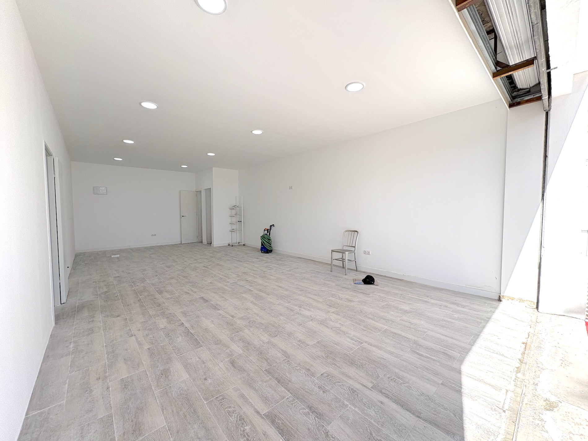 Commercial Premises in Benalmadena, Malaga, Spain – 428-05331P