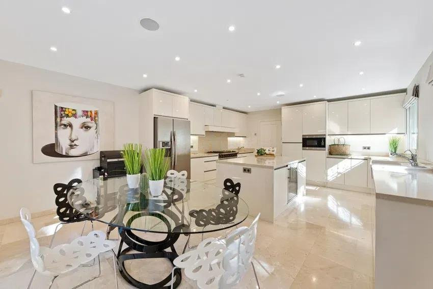 5 bedroom Villa in Istan, Malaga, Spain – 428-05336D