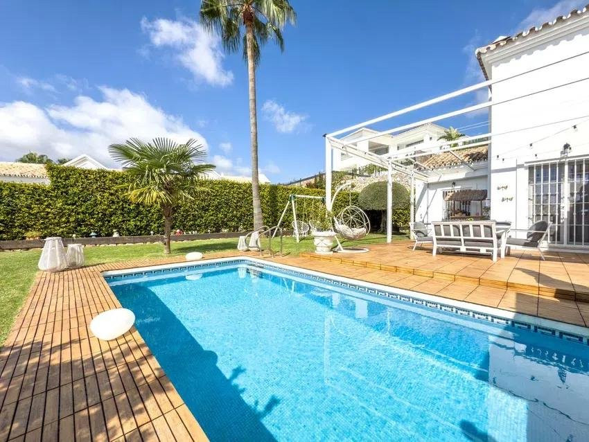 4 bedroom Villa in Istan, Malaga, Spain – 428-05338P