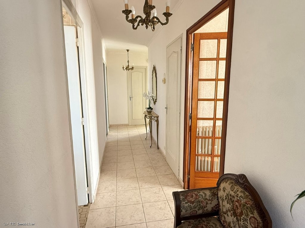 3 bedroom House in Ruffec, France – r7383