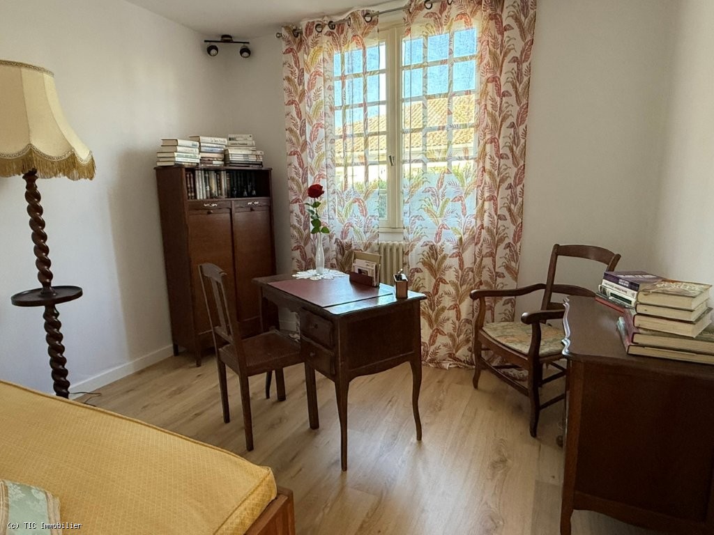 3 bedroom House in Ruffec, France – r7383