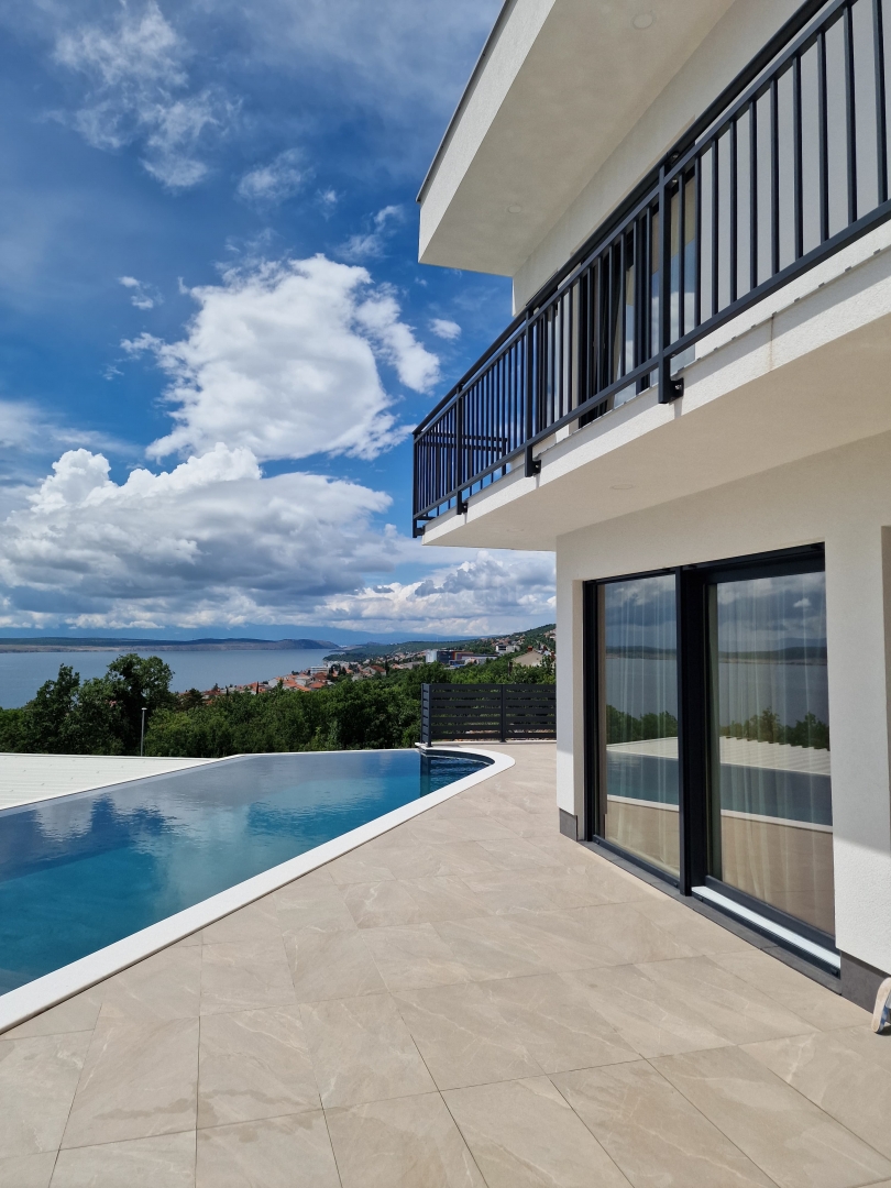 5 bedroom villa in Crikvenica, Croatia – 103619