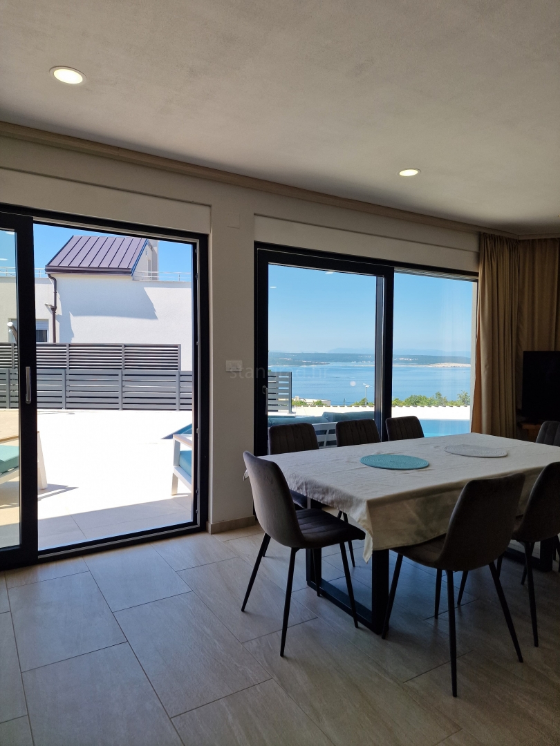 5 bedroom villa in Crikvenica, Croatia – 103619