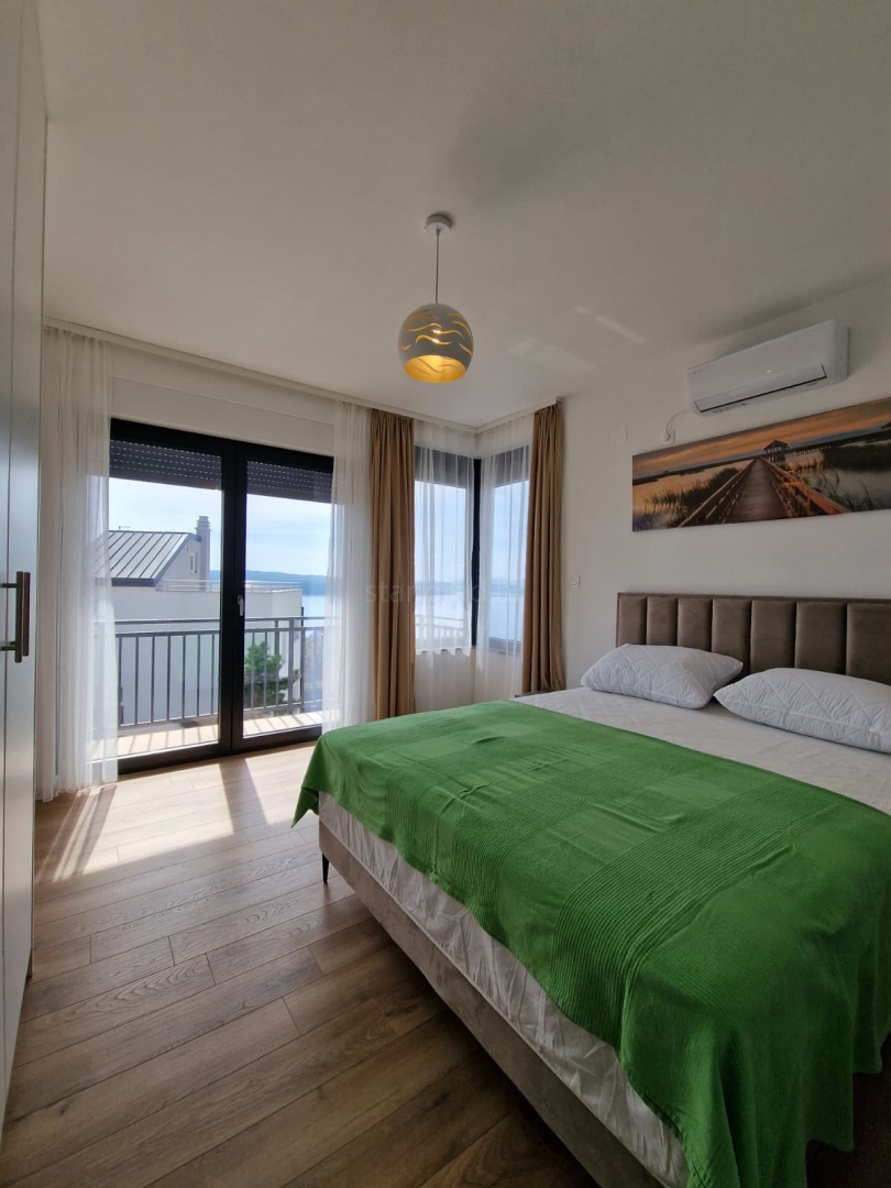 5 bedroom villa in Crikvenica, Croatia – 103619