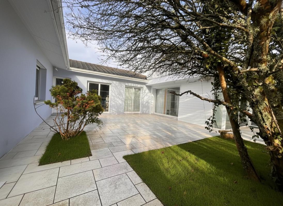 8 bedroom maison d’architecte in Andernos Les Bains, Gironde, France