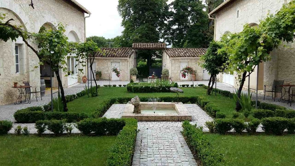 22 bedroom chateau in Agen, Lot-et-Garonne, France