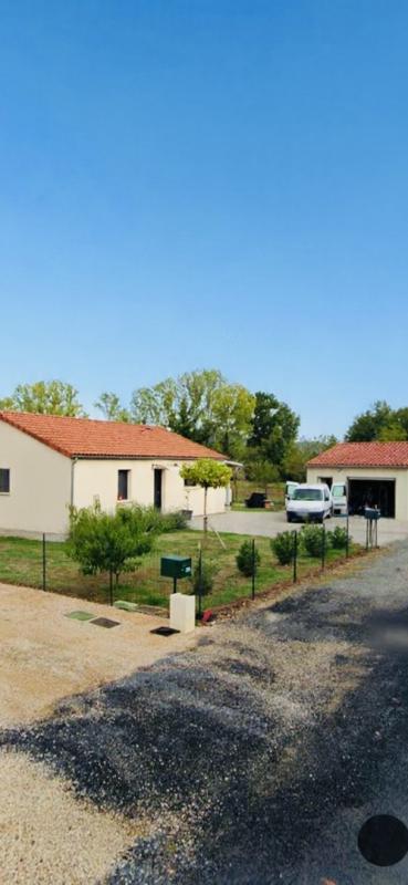 2 bedroom maison recente in Prudhomat, Lot, France