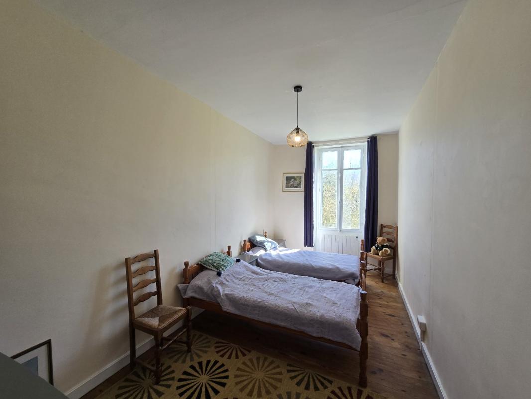 4 bedroom maison in Saint Pierre De Juillers, Charente-Maritime, France