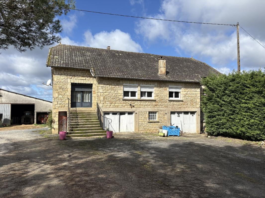 4 bedroom corps de ferme in Coubjours, Dordogne, France