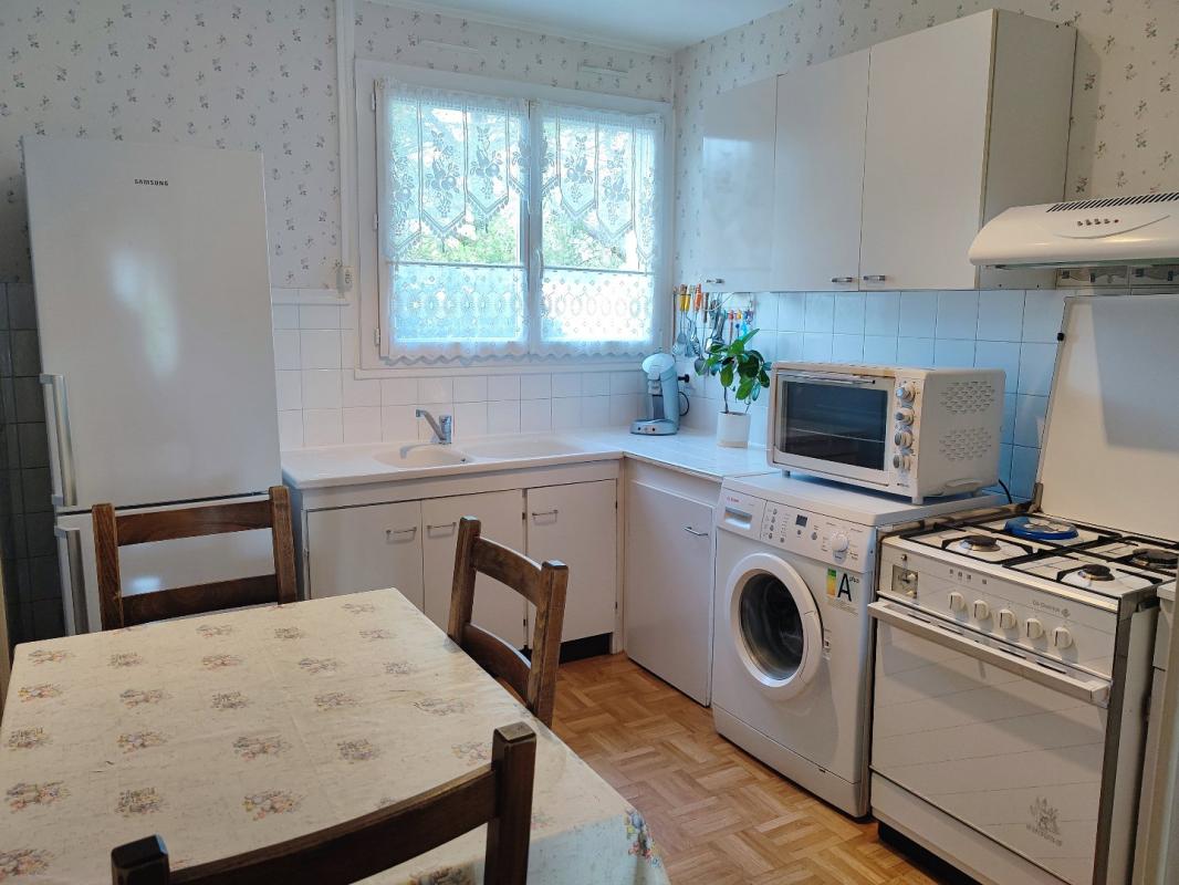 2 bedroom t3 in Foix, Ariège, France