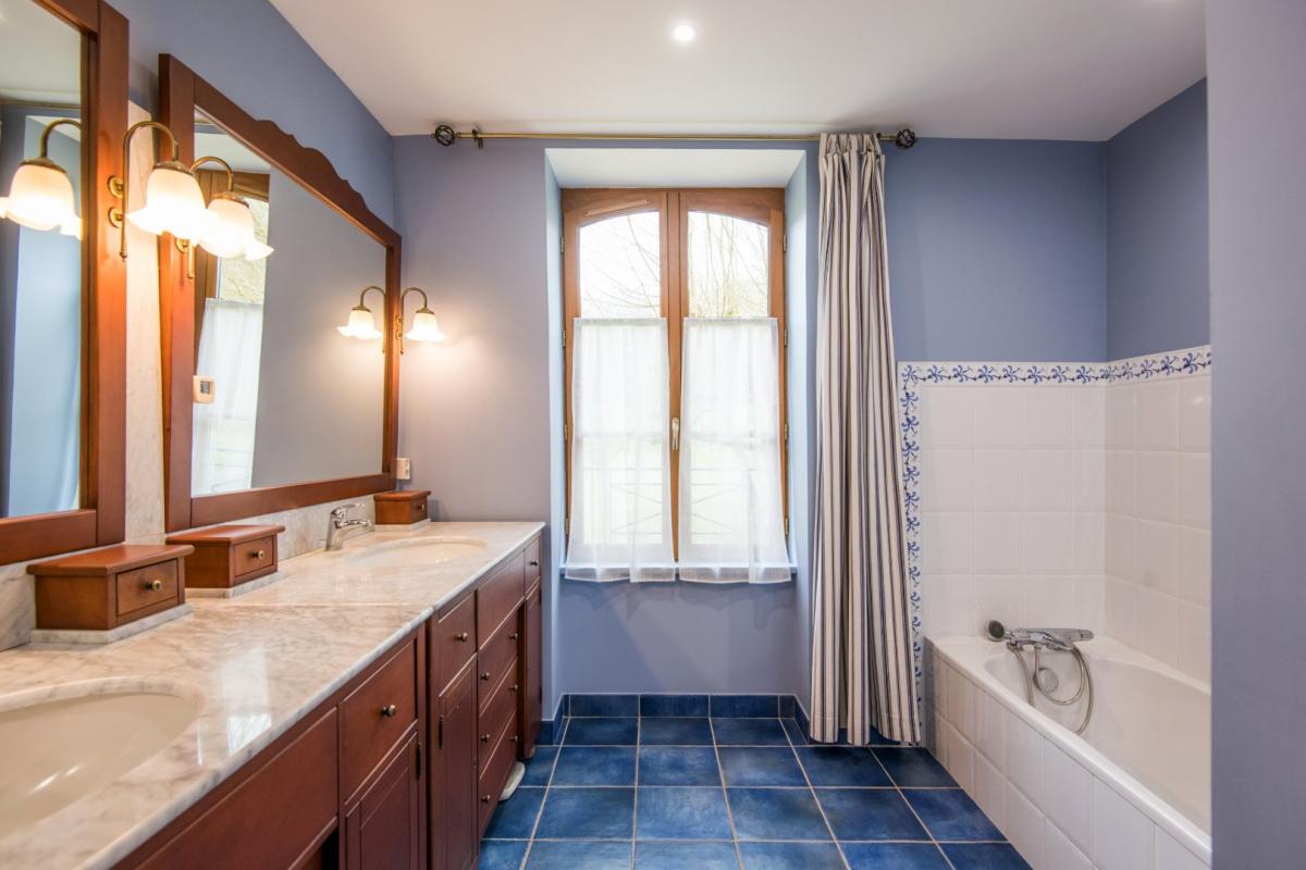 16 bedroom maison de maitre in Saint Michel Loubejou, Lot, France