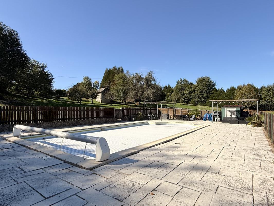 14 bedroom maison in Piegut Pluviers, Dordogne, France