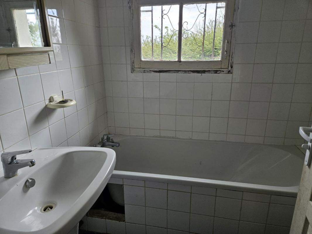 5 bedroom maison in Lusignac, Dordogne, France