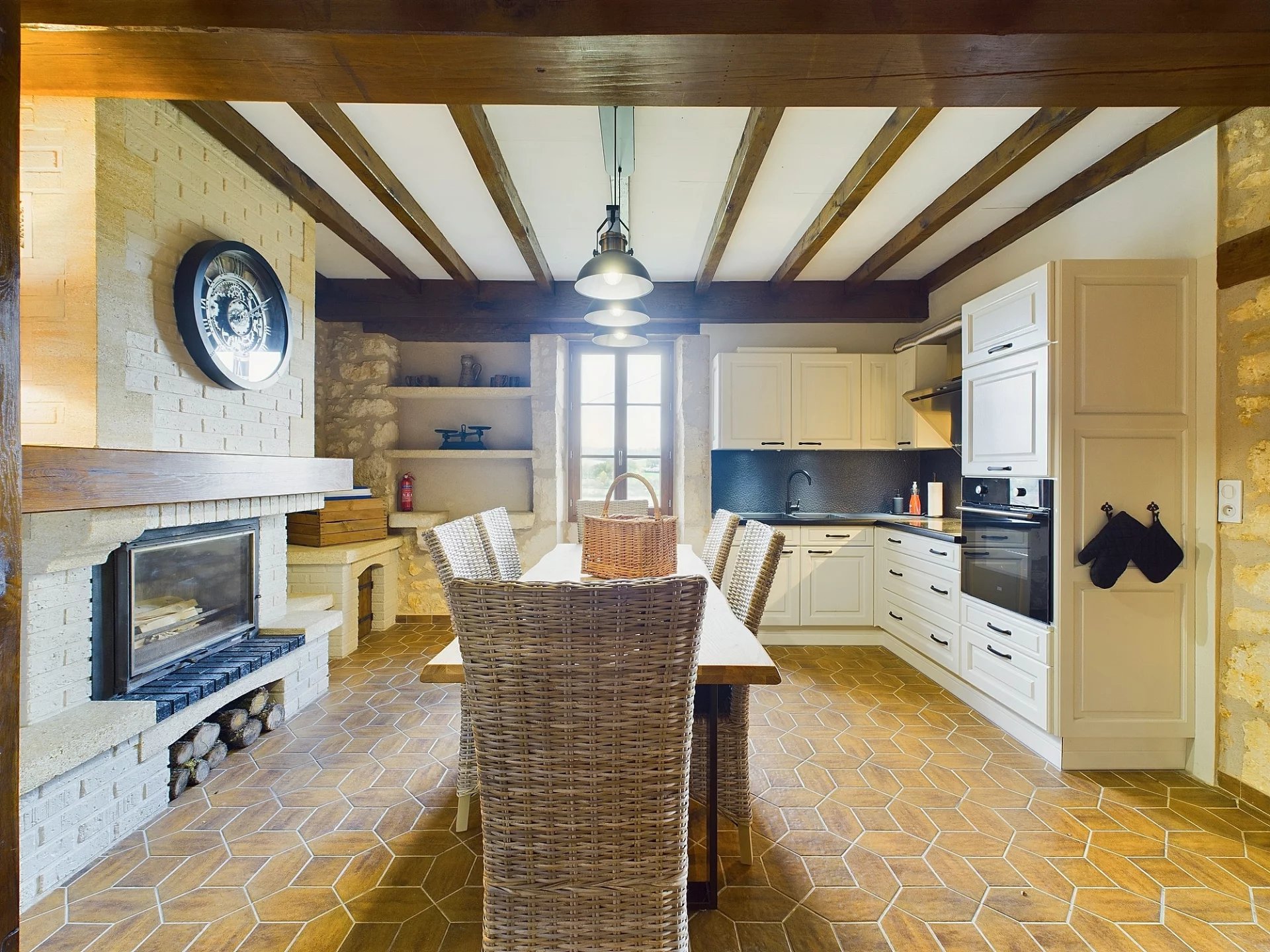 Renovated Stone Farmhouse with stables and Income Potential, Aquitaine – France – BVI77780