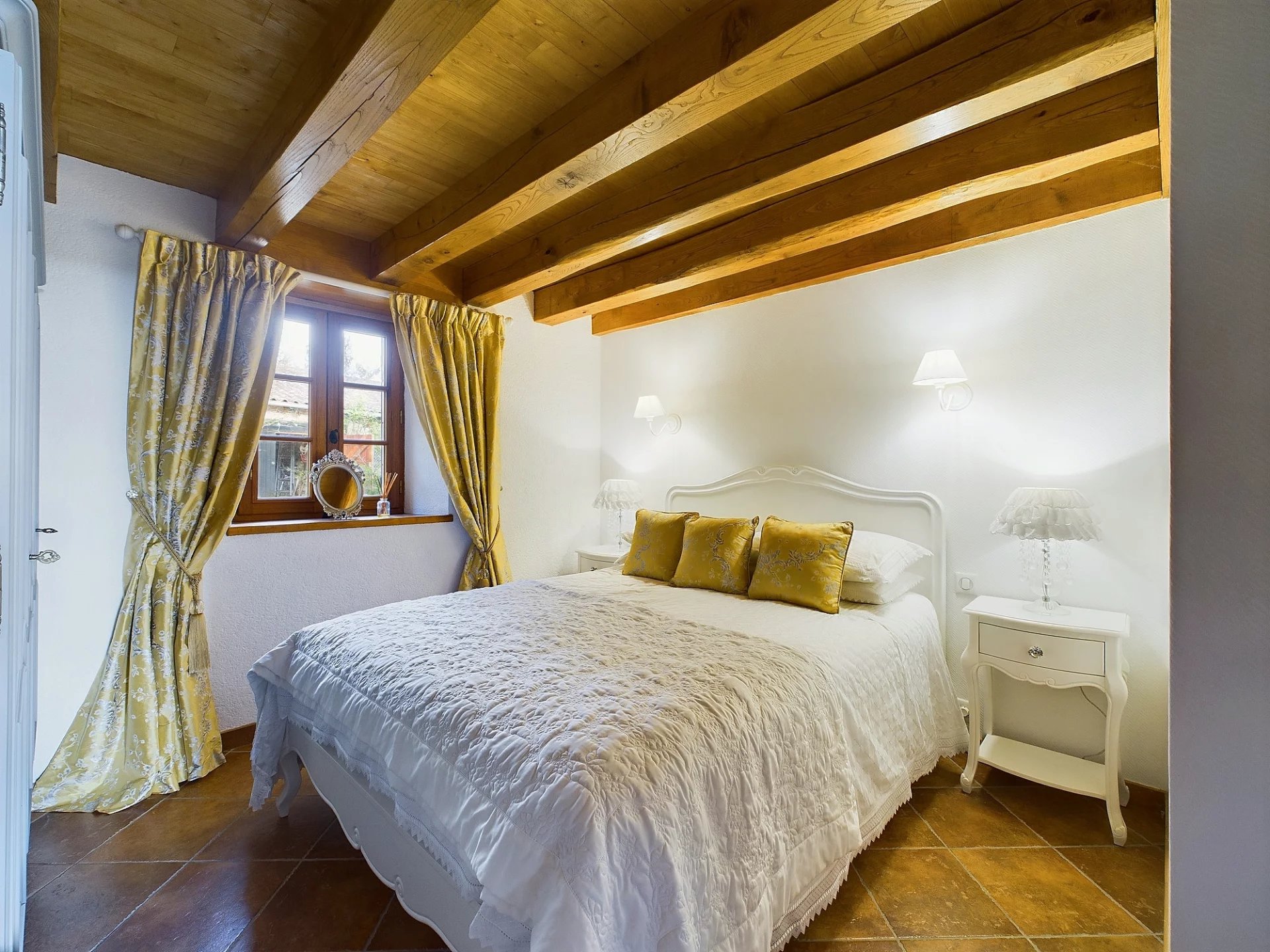 Renovated Stone Farmhouse with stables and Income Potential, Aquitaine – France – BVI77780