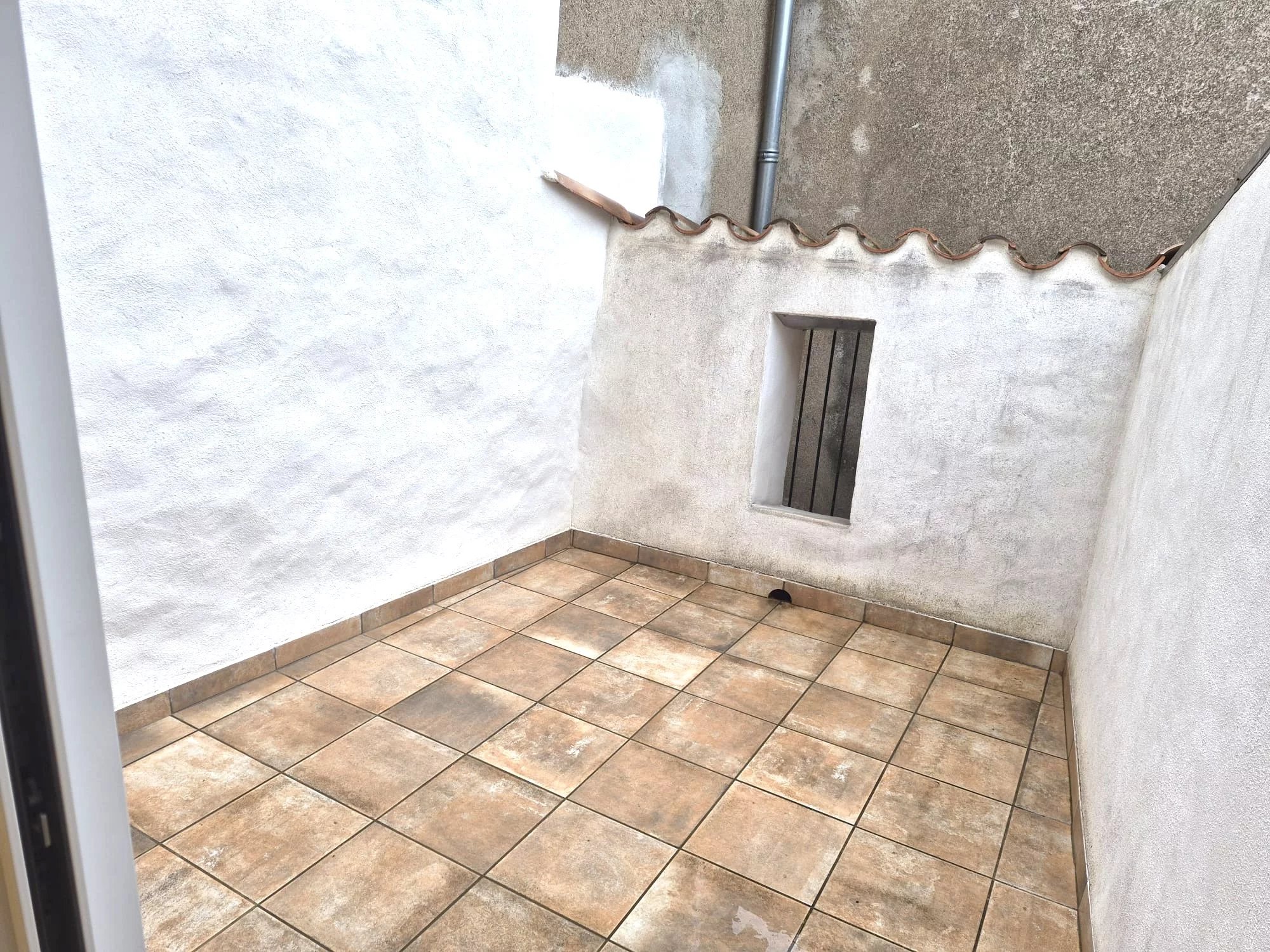 Charming village house in Fabrezan with two interior terraces, Languedoc-Roussillon – France – BVI84800