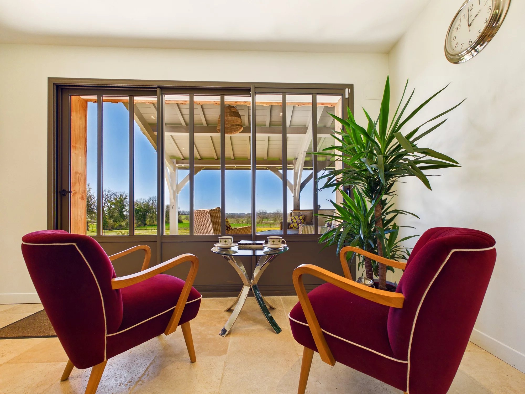 Beautifully renovated stone farmhouse with stunning vistas, Aquitaine – France – BVI84438