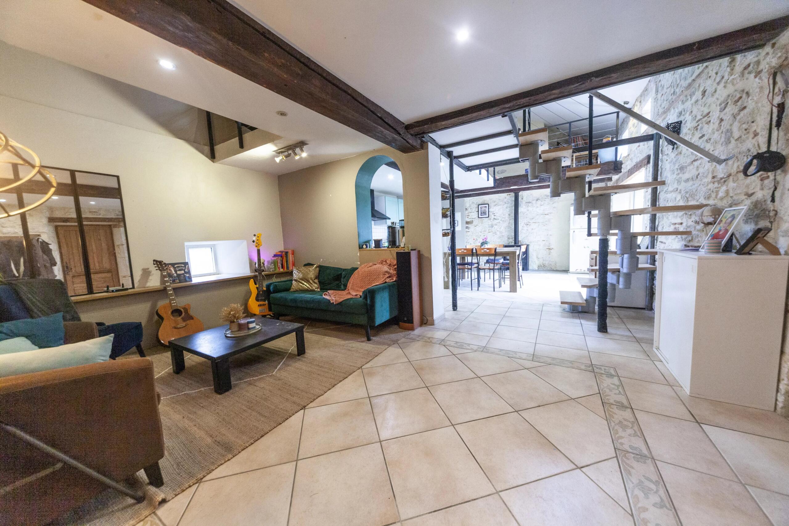 Charming stone ensemble with 2 houses and 2 pools, Aquitaine – France – BVI84506