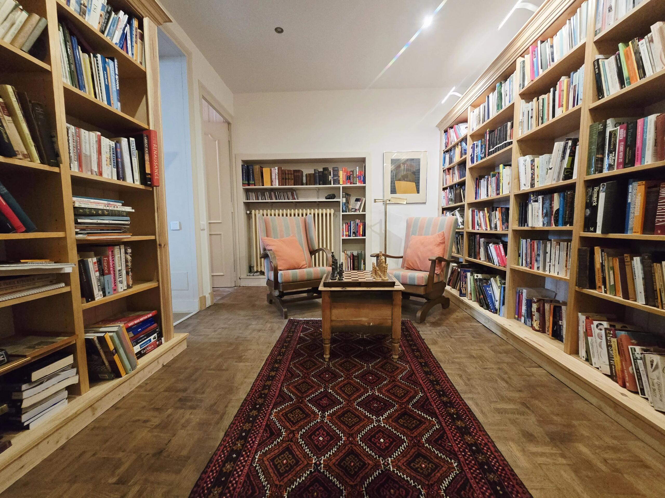 Elegant and Substantial Townhouse with Roof Garden and Independent Apartment – Eymet, Aquitaine – France – BVI83388