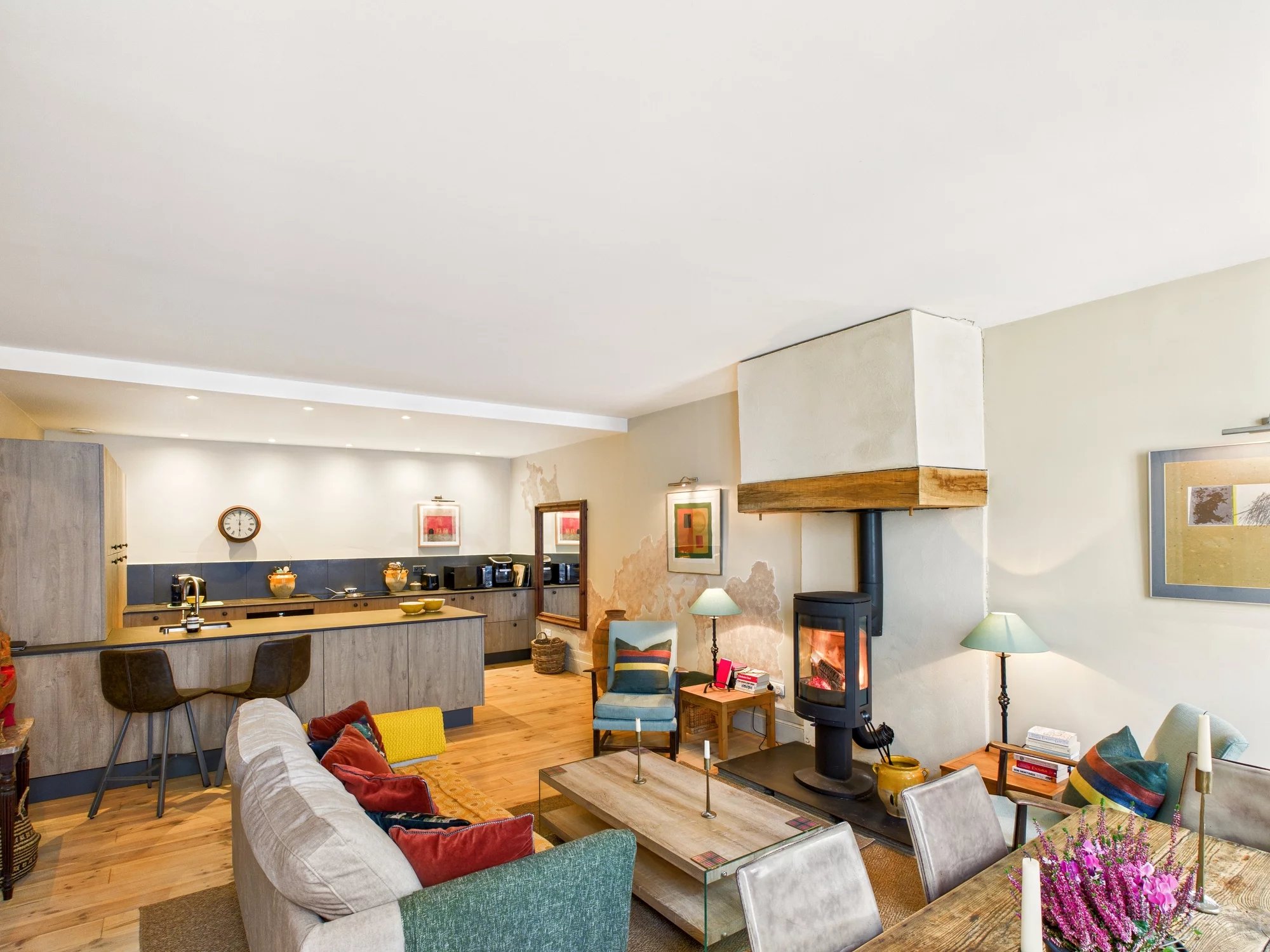 Elegant and Substantial Townhouse with Roof Garden and Independent Apartment – Eymet, Aquitaine – France – BVI83388