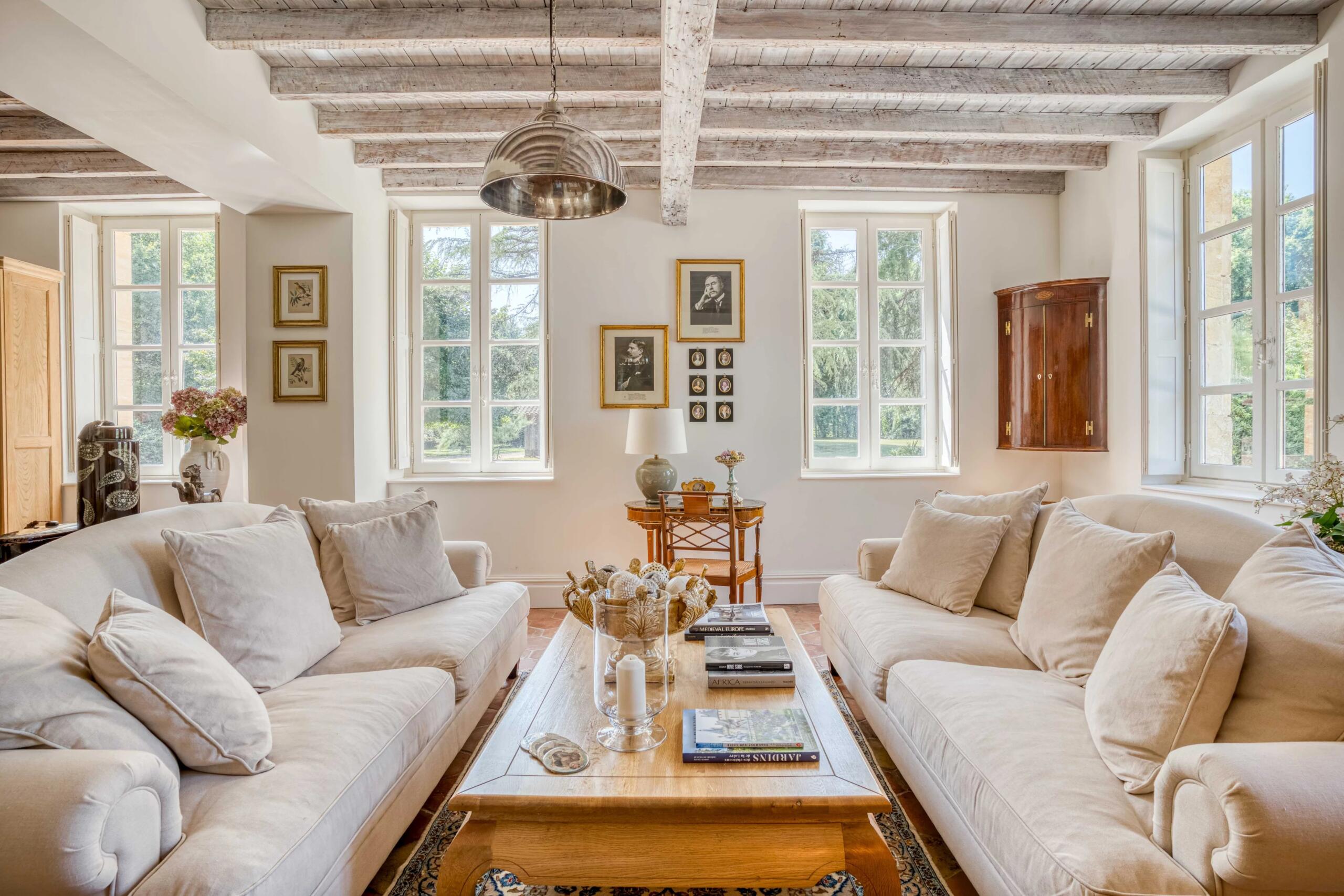 Elegant Riverside Estate with Pool and Tennis Court, Aquitaine – France – BVI82407