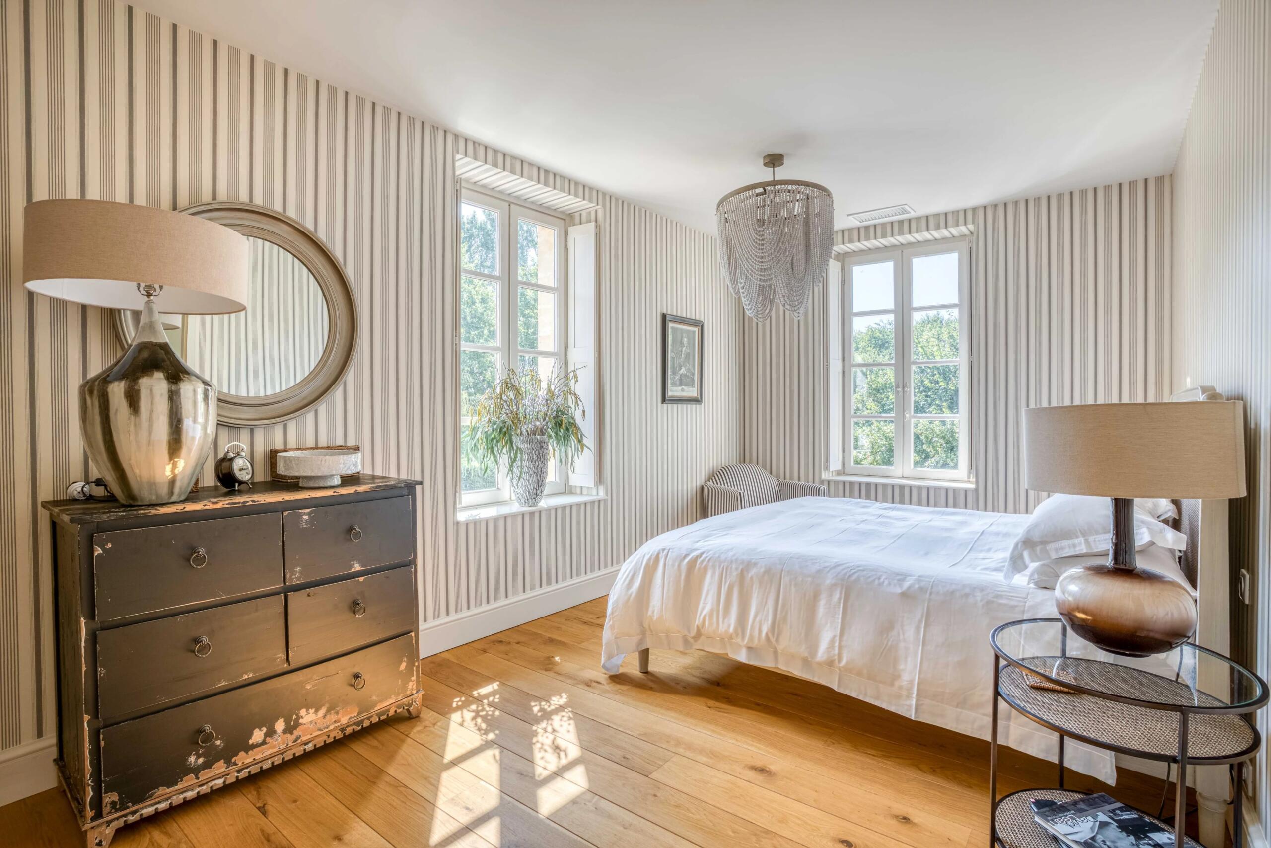 Elegant Riverside Estate with Pool and Tennis Court, Aquitaine – France – BVI82407