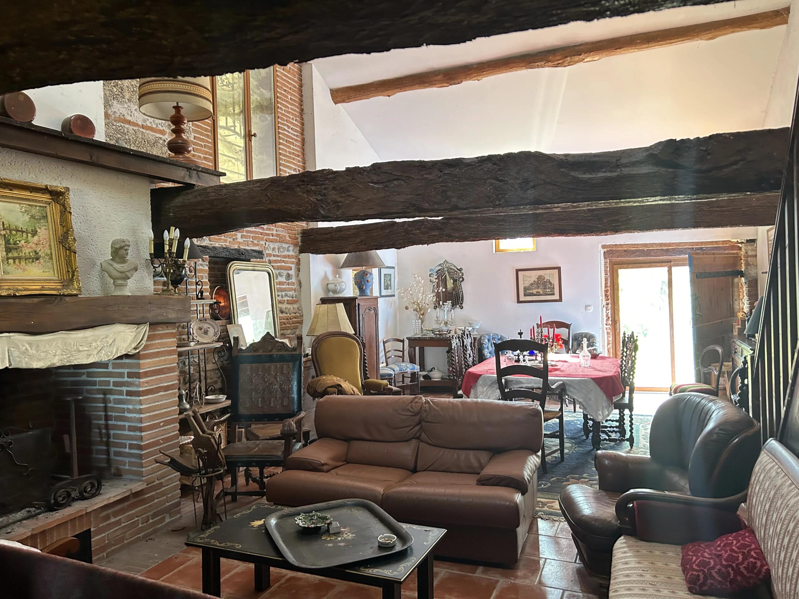 Equestrian Property Perfect for Family Life, 5 Bedrooms, 5 ha, Pool, Midi-Pyrénées – France – BVI83203