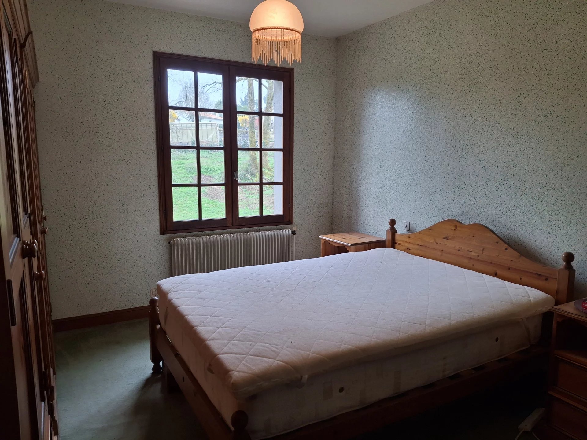 Charming Country Home in Alloue with Vaste Garages, Outbuilding and Spa, Poitou-Charentes – France – BVI78317