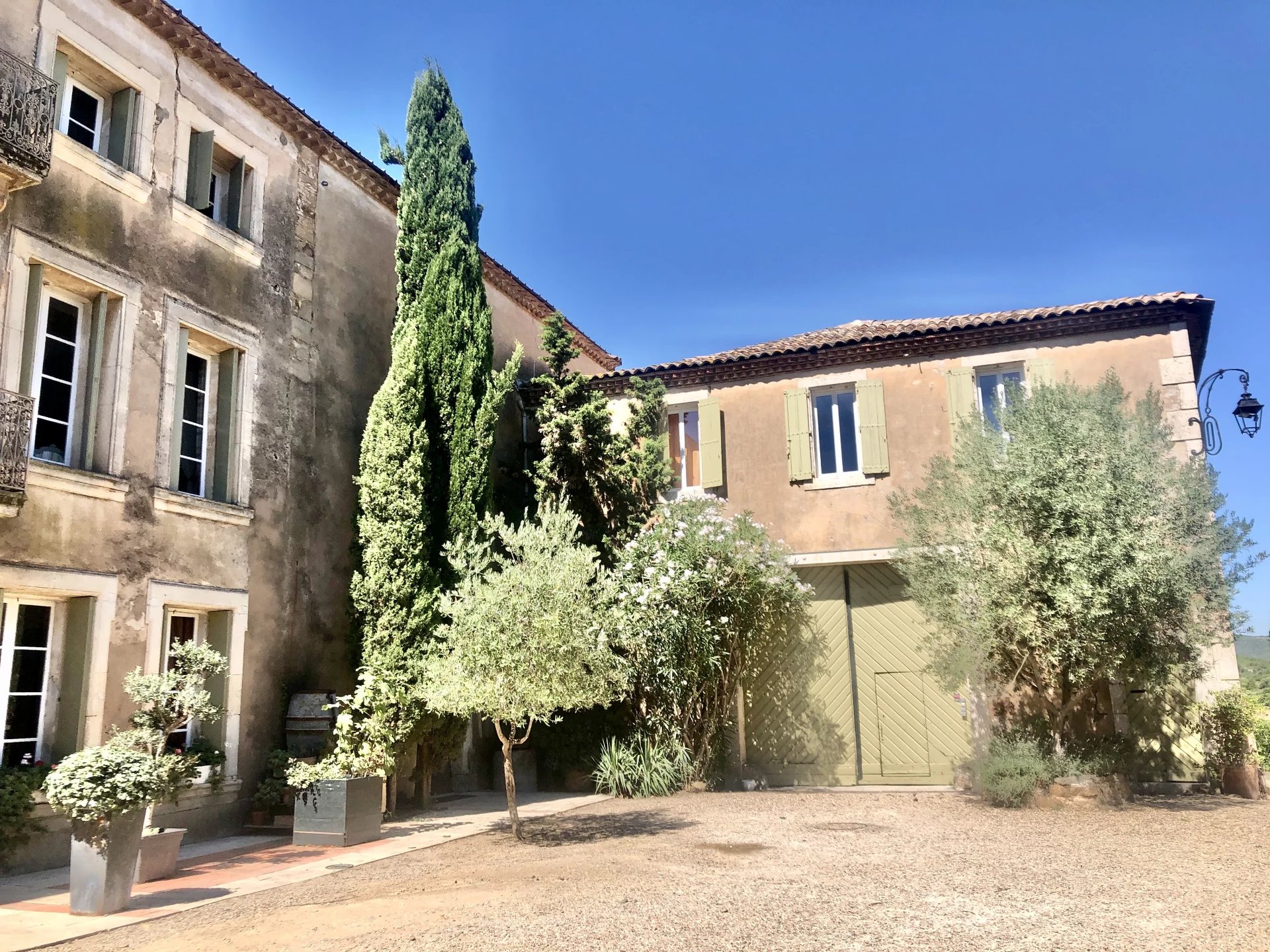 Prestige 19th century property in a Mediterranean setting, Languedoc-Roussillon – France – BVI62115