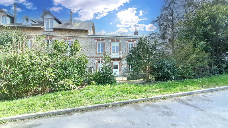 A charming townhouse in Bagnoles-de-l’Orne – a rare opportunity not to be missed