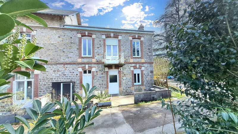 A charming townhouse in Bagnoles-de-l’Orne – a rare opportunity not to be missed