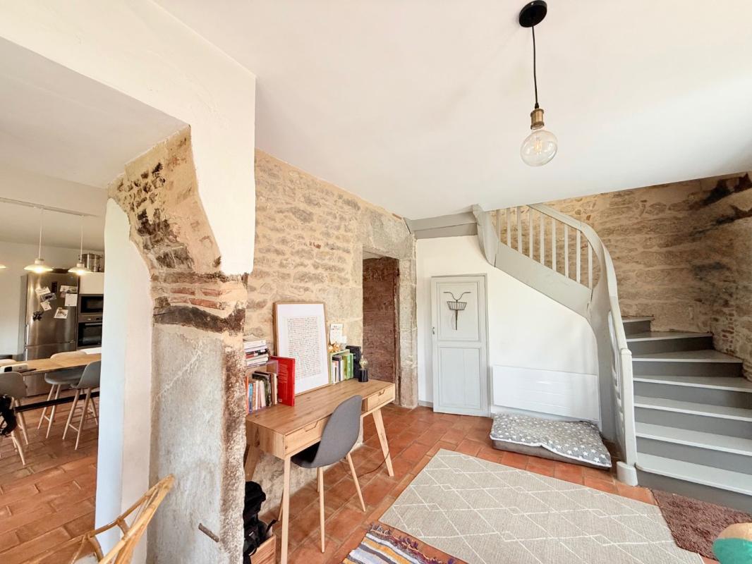 4 bedroom maison in Pradines, Lot, France