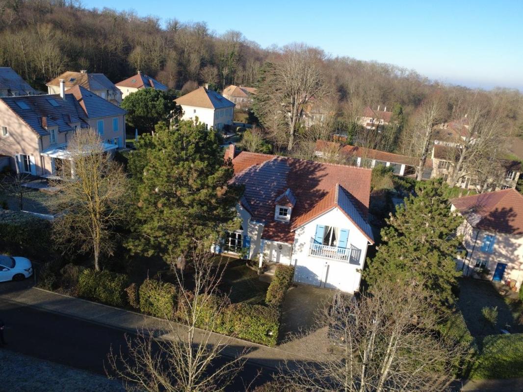 5 bedroom maison in Vernouillet, Yvelines, France