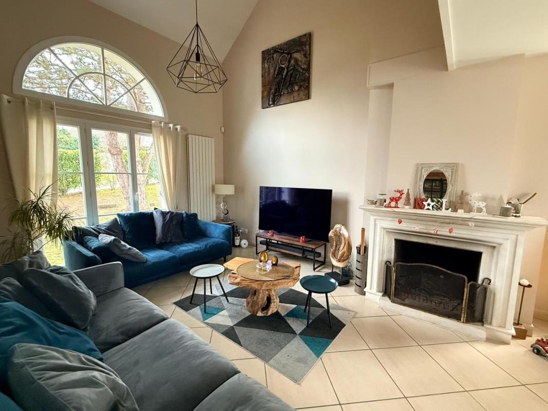 5 bedroom maison in Vernouillet, Yvelines, France