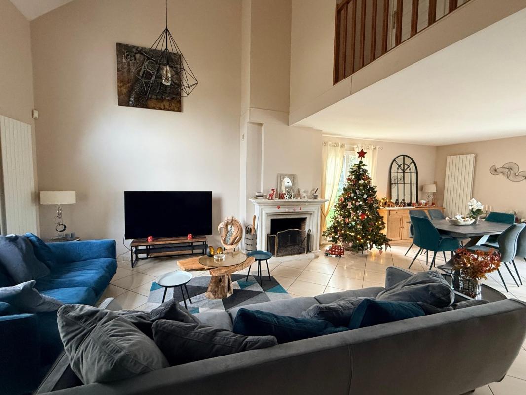 5 bedroom maison in Vernouillet, Yvelines, France