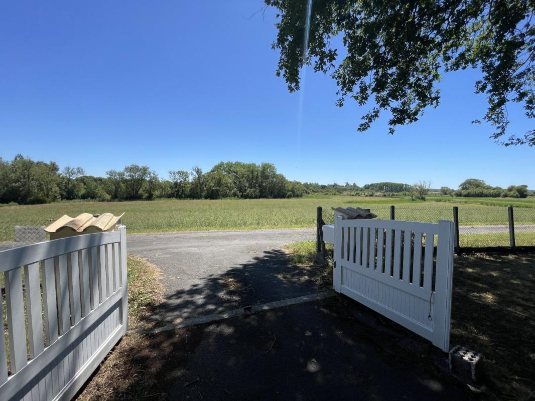 4 bedroom villa in Etaules, Charente-Maritime, France