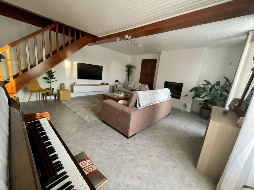 5 bedroom maison in Romegoux, Charente-Maritime, France